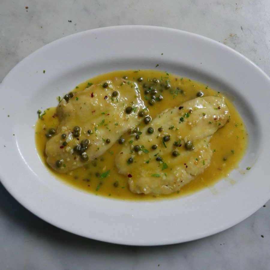 Chicken in a lemon wine sauce